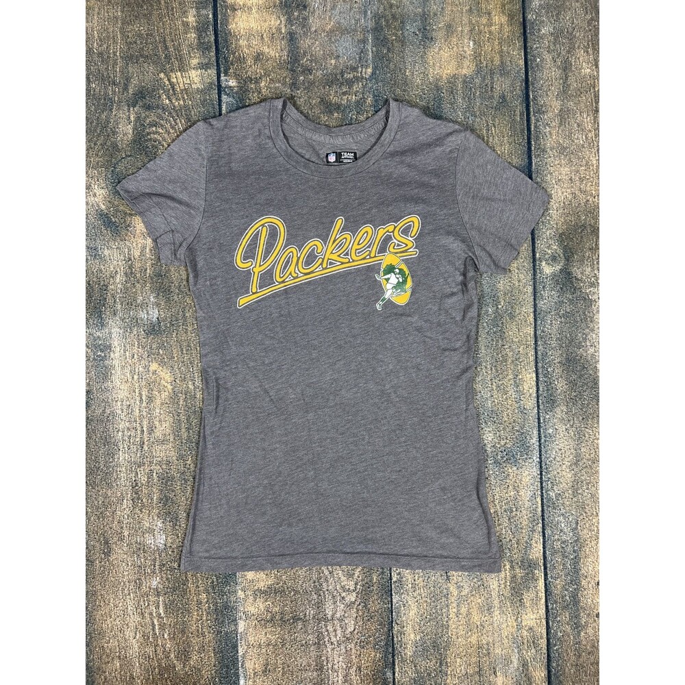 Women’s Size Medium Gray Green Bay Packers Short Sleeve Tee! NFL Team Apparel!
